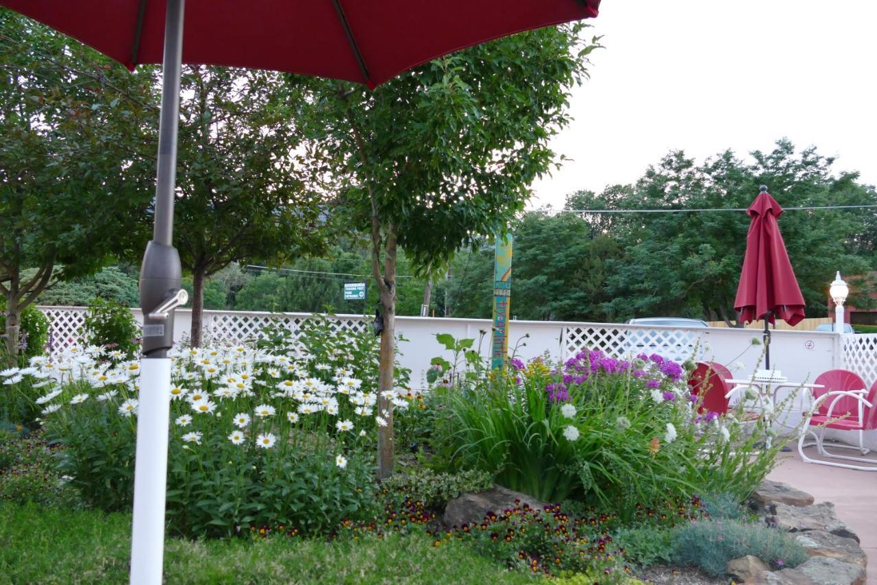 Red Wing Motel 2*